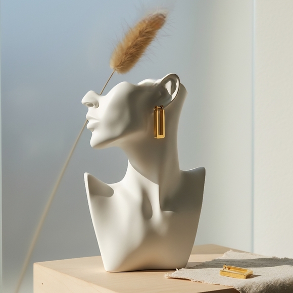 🆕️Dainty Gold Rectangle Drop Earrings - 18K Plated 316L Minimalist Chic 💫 - Picture 3 of 12